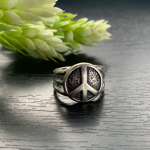 Silpada Jewelry - Silpada Peace Sign Ring Sterling Silver 2011